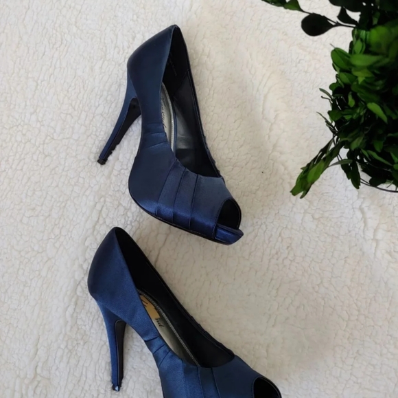 NEW Lulu Townsend indigo 4in heels shoes size 7 - Picture 7 of 9